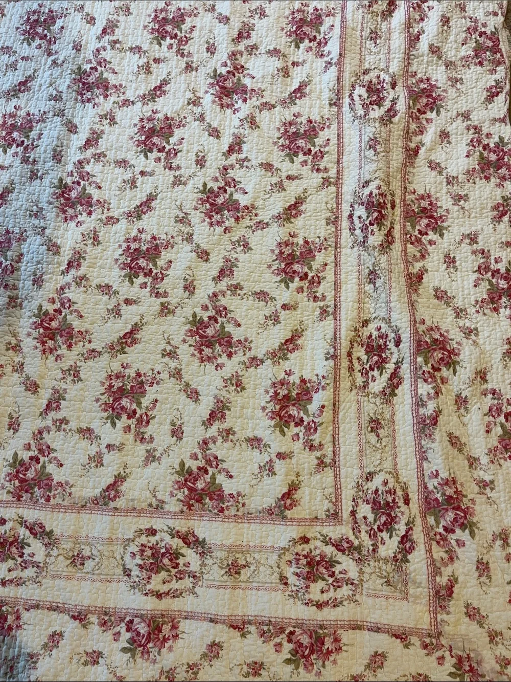 Queen size quilted embroidered bedspread floral burgundy reversible